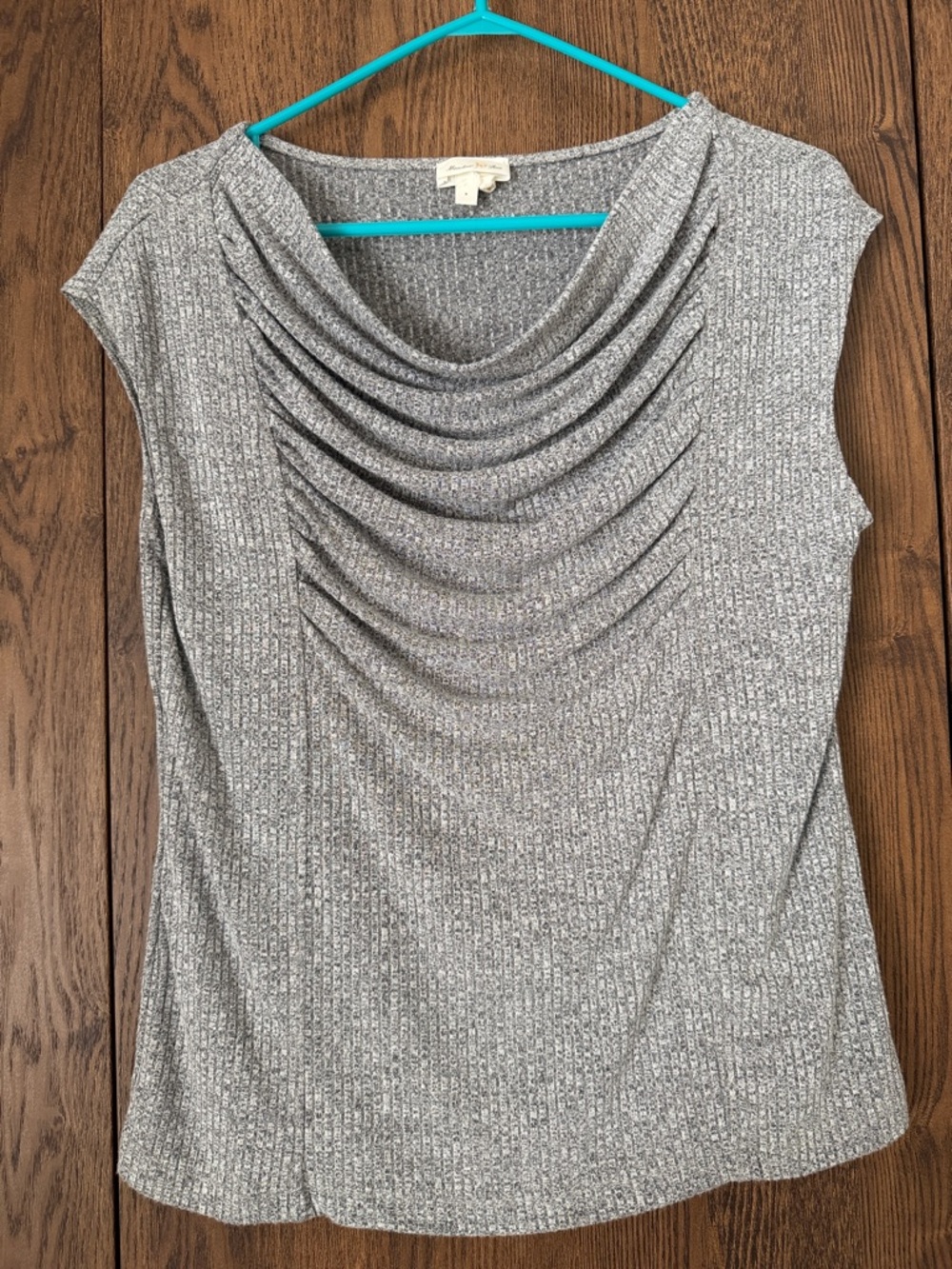 Meadow Rue Gray Ribbed Drape Neck Sleeveless Top